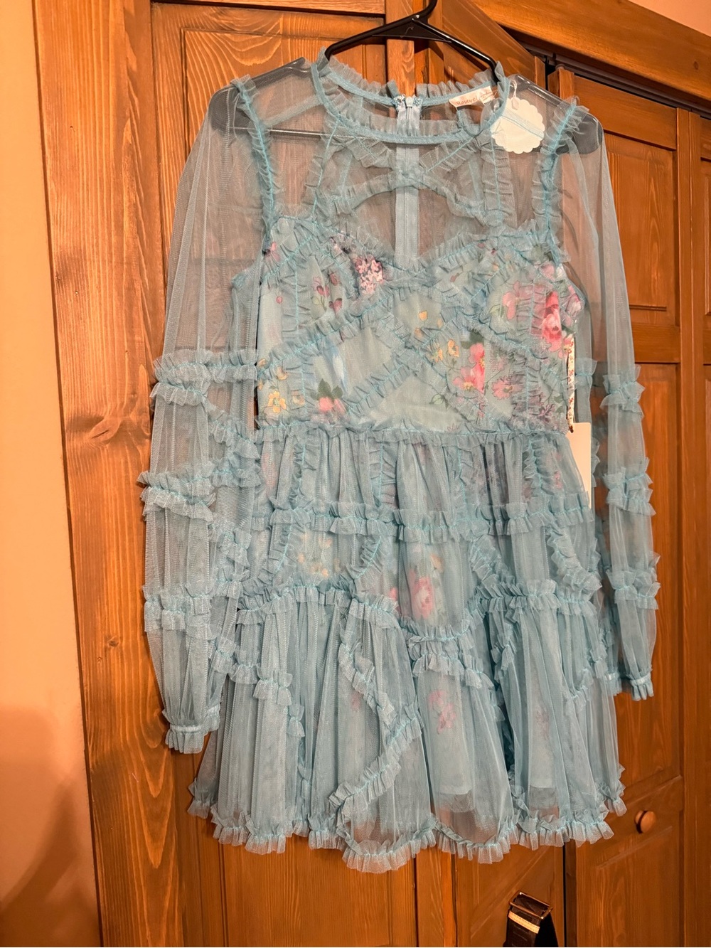 Gorgeous blue / green lace dress